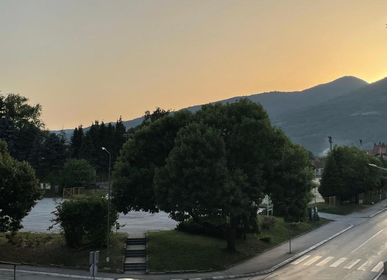 Central Lux Bajina Basta Εξωτερικό φωτογραφία
